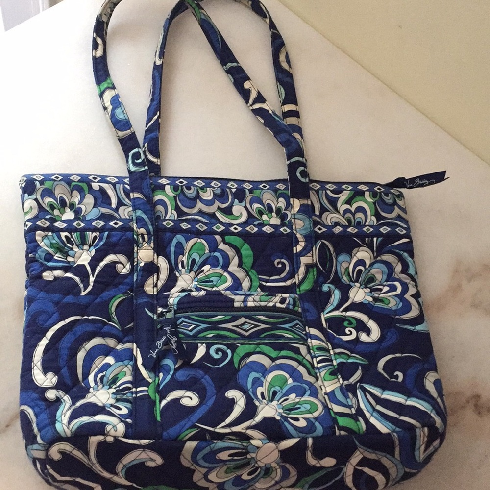 Tote Vera Bradley - pattern retired